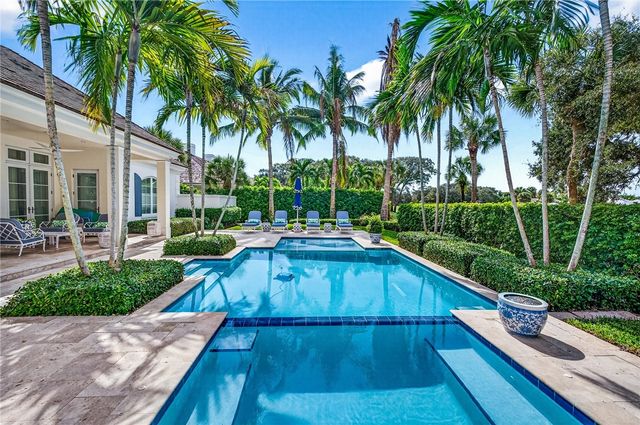 551 Sea Oak Drive, Vero Beach, FL 32963