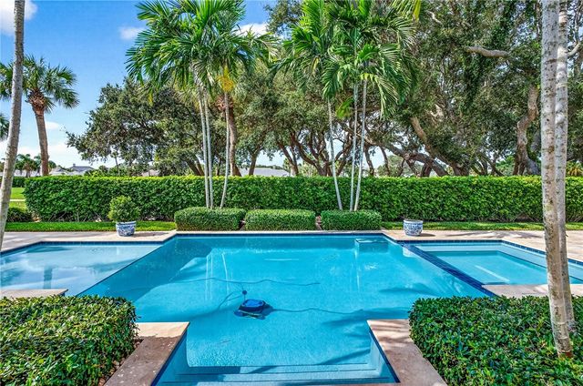 551 Sea Oak Drive, Vero Beach, FL 32963