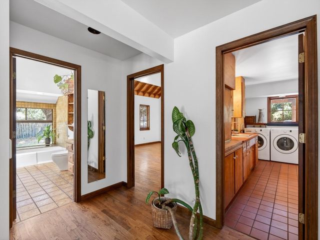 925 Old Farm Lane, Aptos, CA 95003