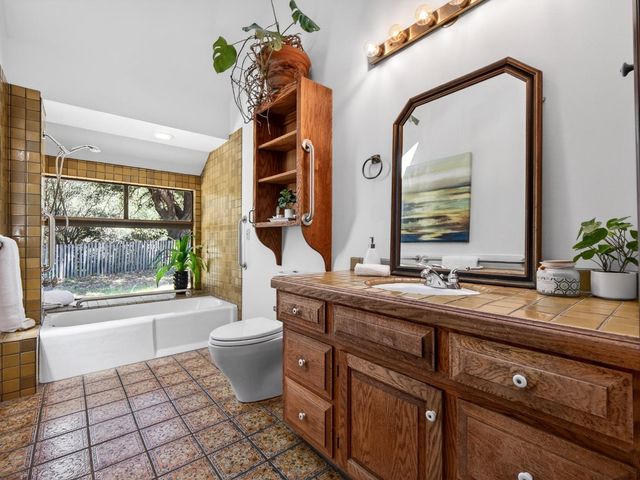 925 Old Farm Lane, Aptos, CA 95003
