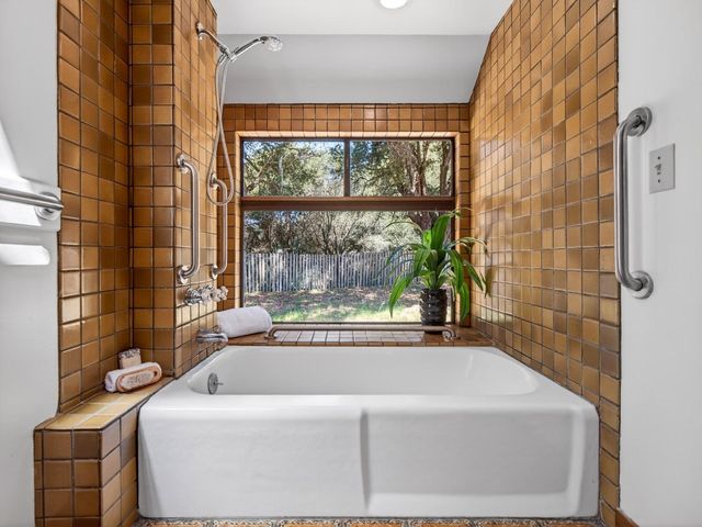 925 Old Farm Lane, Aptos, CA 95003