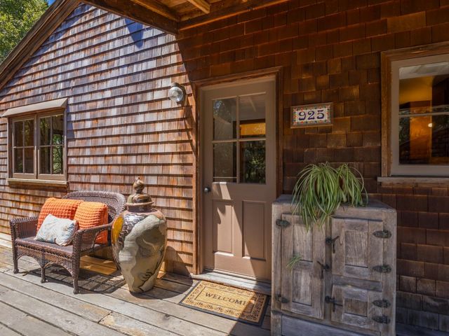 925 Old Farm Lane, Aptos, CA 95003