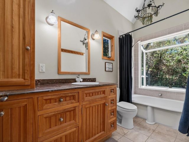 925 Old Farm Lane, Aptos, CA 95003