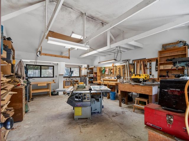 925 Old Farm Lane, Aptos, CA 95003