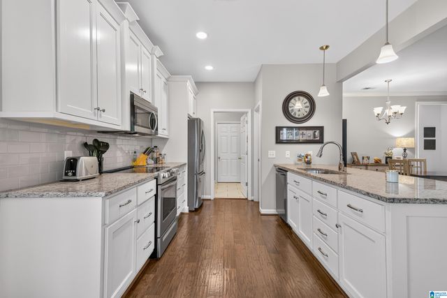 1049 SEDGEFIELD CIRCLE, Morris, AL 35116