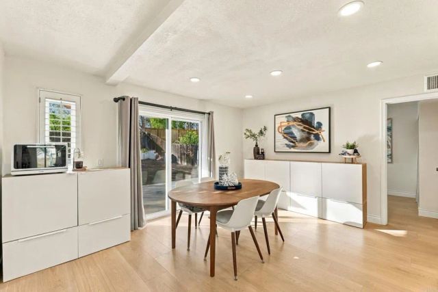 2343 Fair Oak Ct, Escondido, CA 92026
