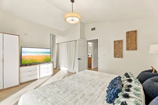 2343 Fair Oak Ct, Escondido, CA 92026