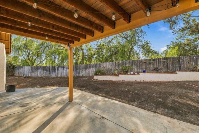 2343 Fair Oak Ct, Escondido, CA 92026