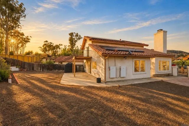 2343 Fair Oak Ct, Escondido, CA 92026