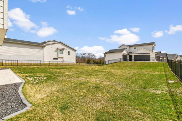 17530 Townsend Drive, Clive, IA 50325