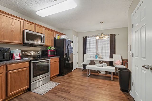 3119 George Buchanan Dr, La Vergne, TN 37086