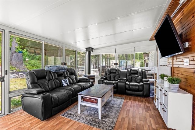 16 Marianne Rd, Lynn, MA 01904