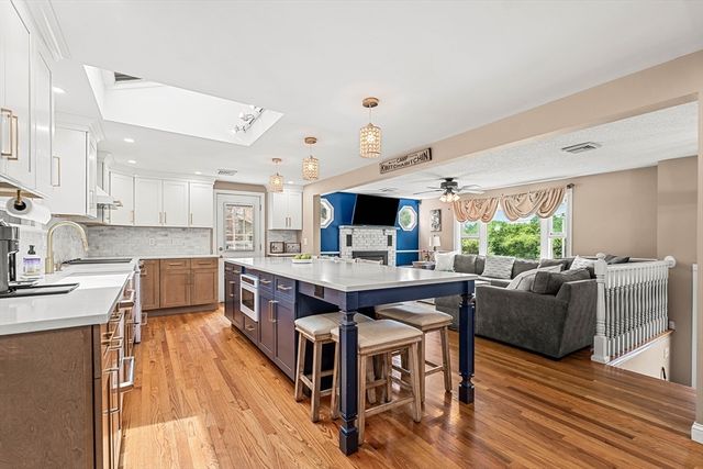 16 Marianne Rd, Lynn, MA 01904