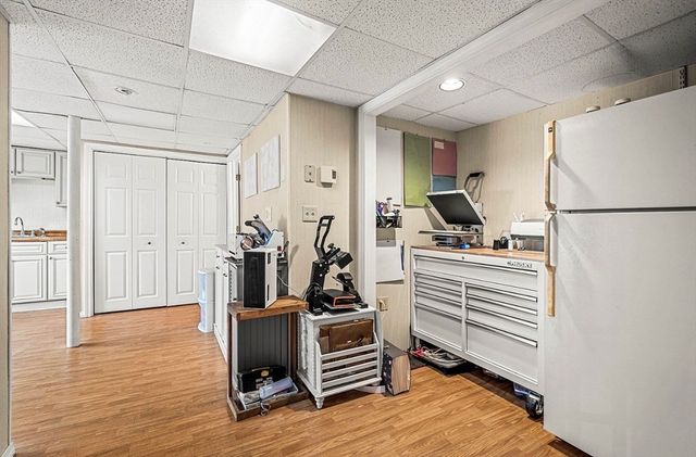 16 Marianne Rd, Lynn, MA 01904