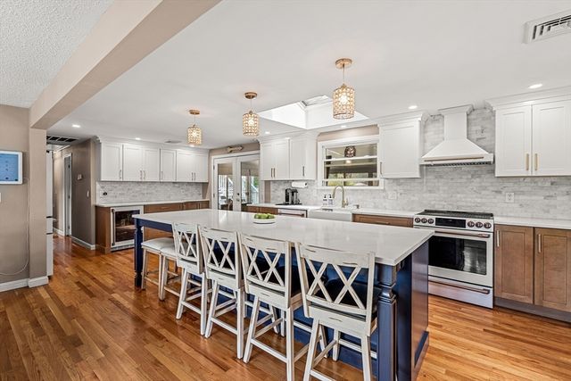 16 Marianne Rd, Lynn, MA 01904