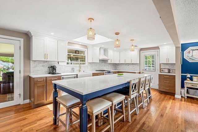 16 Marianne Rd, Lynn, MA 01904