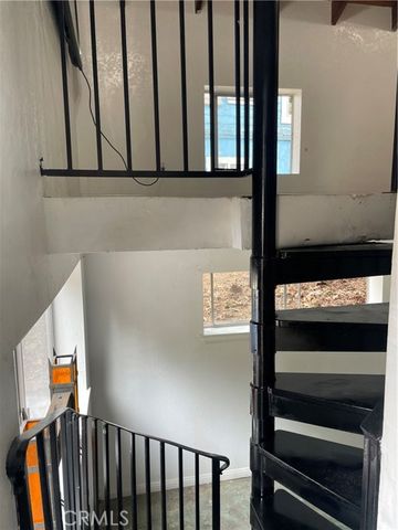 925 Fern, Crestline, CA 92325