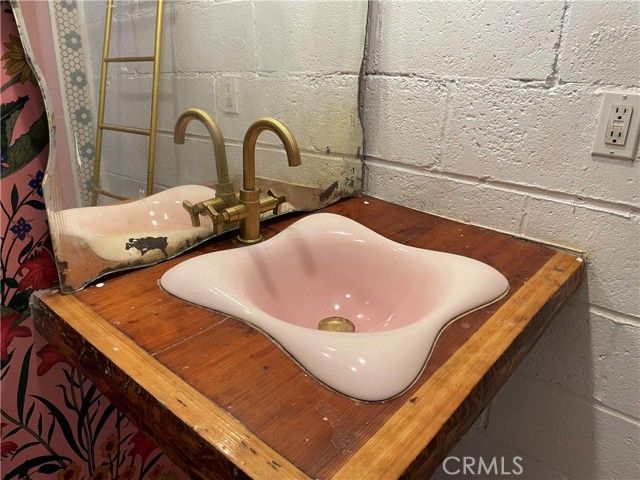 925 Fern, Crestline, CA 92325