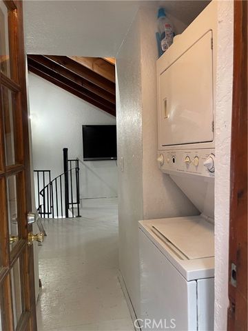 925 Fern, Crestline, CA 92325