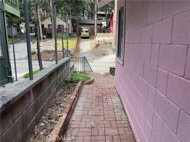 925 Fern, Crestline, CA 92325