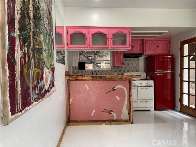 925 Fern, Crestline, CA 92325