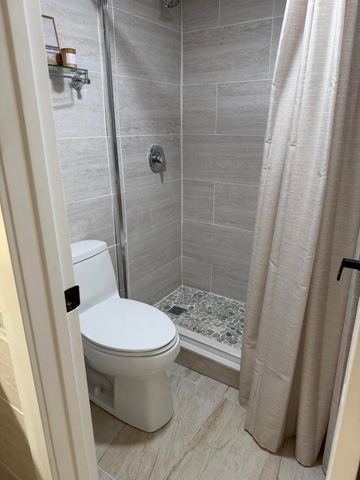 3160 Holiday Springs Boulevard 7-104, Margate, FL 33063