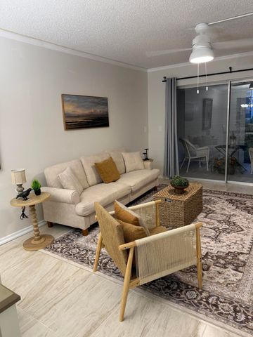 3160 Holiday Springs Boulevard 7-104, Margate, FL 33063