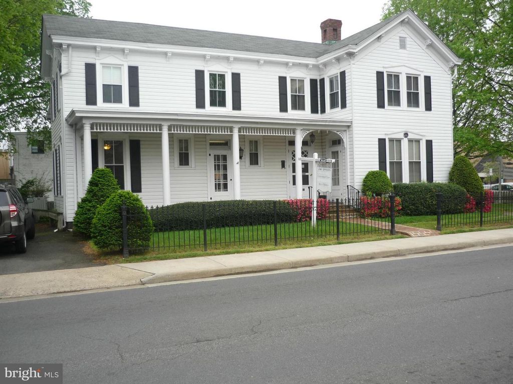 9119 CHURCH ST, Manassas, VA 20110