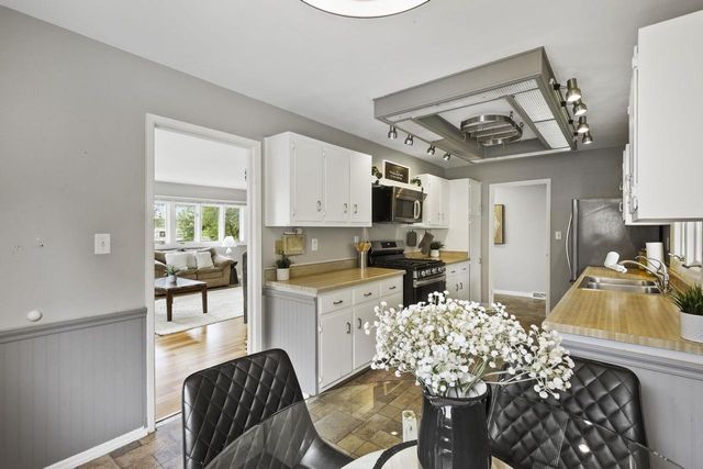 1017 Stull Street, Sun Prairie, WI 53590