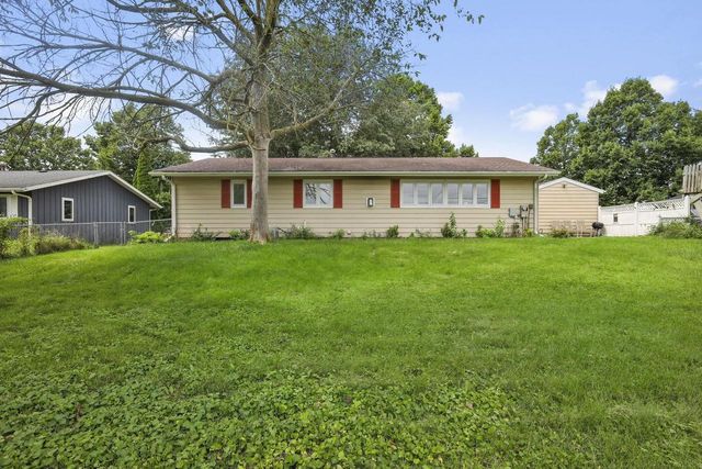 1017 Stull Street, Sun Prairie, WI 53590