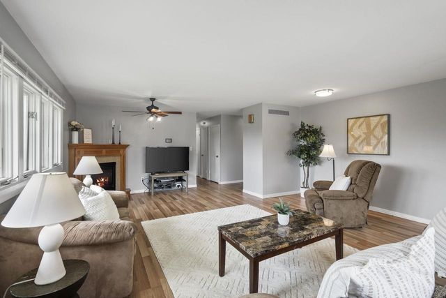 1017 Stull Street, Sun Prairie, WI 53590