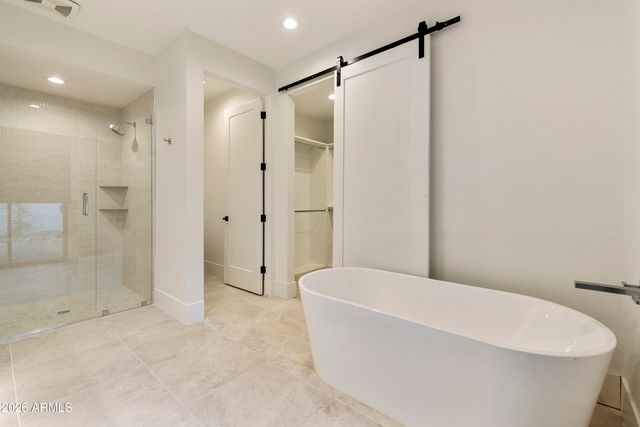 1611 E LAMAR Road, Phoenix, AZ 85016