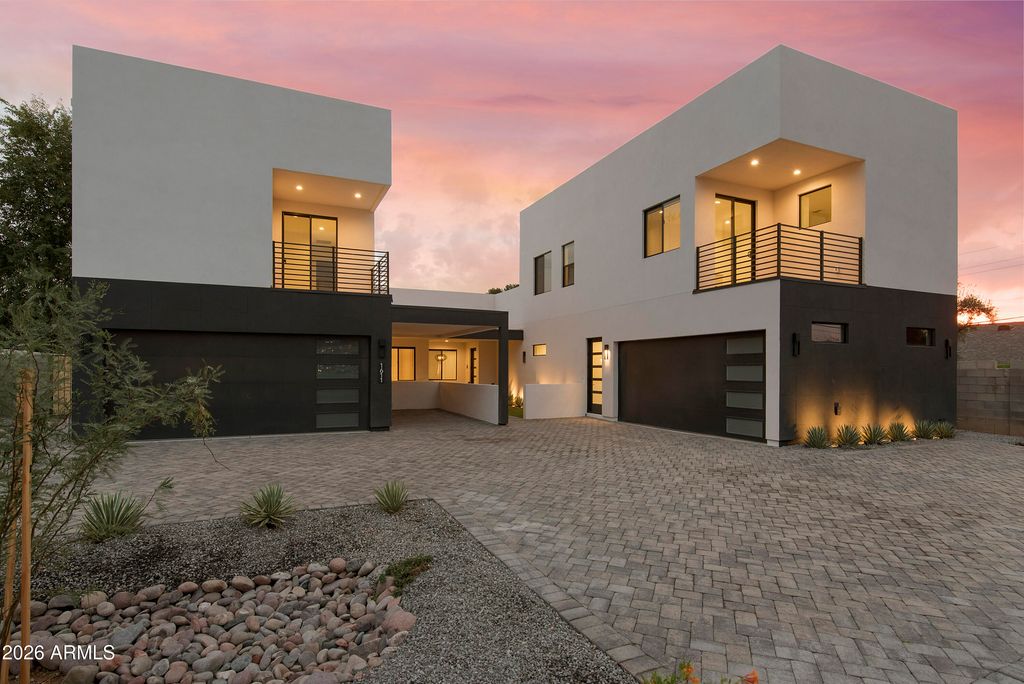 1611 E LAMAR Road, Phoenix, AZ 85016