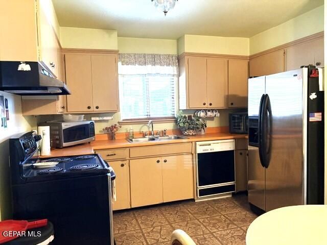 7740 PORCHE Street, El Paso, TX 79915