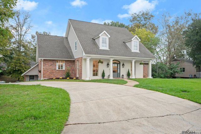 10813 N Oak Hills Pkwy, Baton Rouge, LA 70810