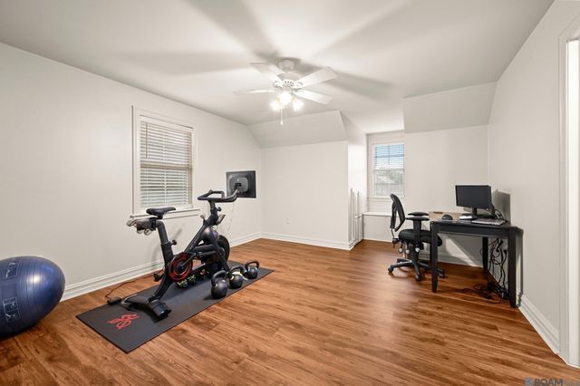 10813 N Oak Hills Pkwy, Baton Rouge, LA 70810