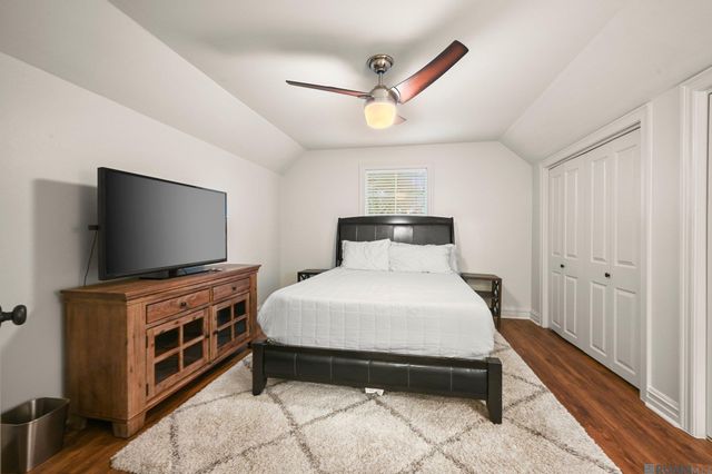 10813 N Oak Hills Pkwy, Baton Rouge, LA 70810