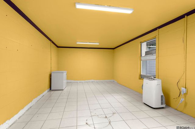 10813 N Oak Hills Pkwy, Baton Rouge, LA 70810