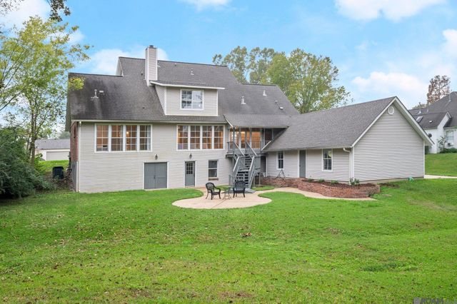 10813 N Oak Hills Pkwy, Baton Rouge, LA 70810