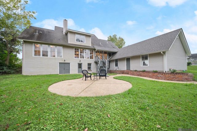 10813 N Oak Hills Pkwy, Baton Rouge, LA 70810