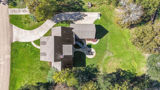 10813 N Oak Hills Pkwy, Baton Rouge, LA 70810