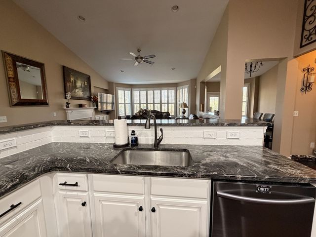 409 Valley Spring Dr, Mount Juliet, TN 37122