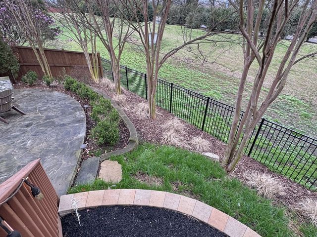 409 Valley Spring Dr, Mount Juliet, TN 37122