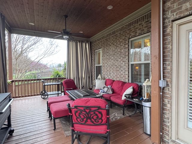 409 Valley Spring Dr, Mount Juliet, TN 37122