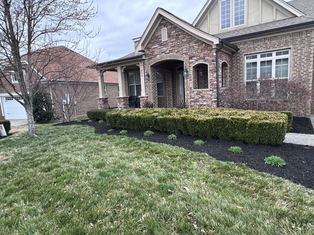 409 Valley Spring Dr, Mount Juliet, TN 37122