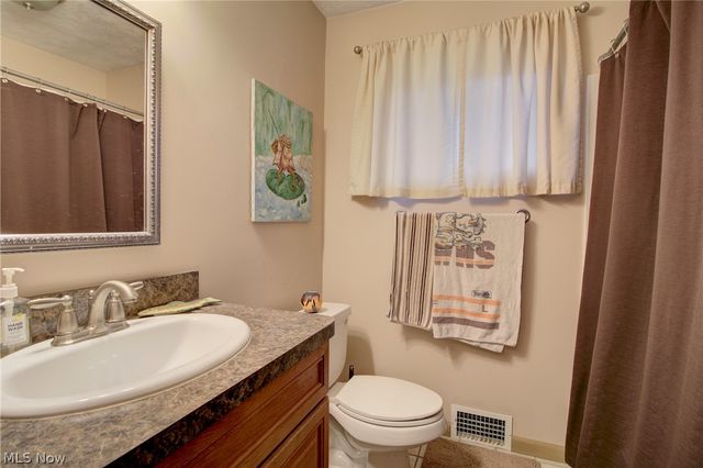 2118 Brookdale Avenue, Parma, OH 44134
