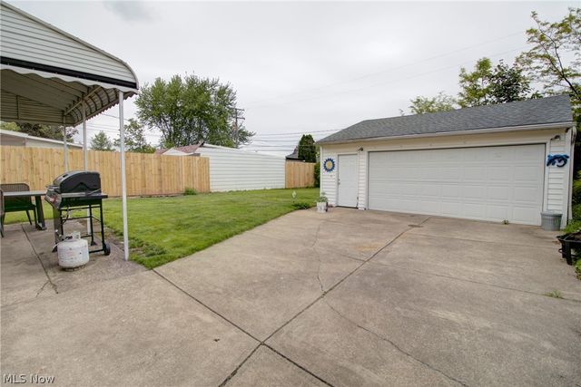 2118 Brookdale Avenue, Parma, OH 44134
