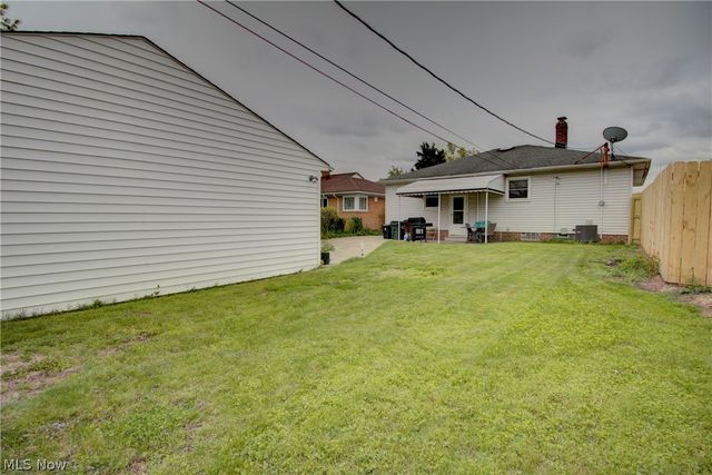 2118 Brookdale Avenue, Parma, OH 44134