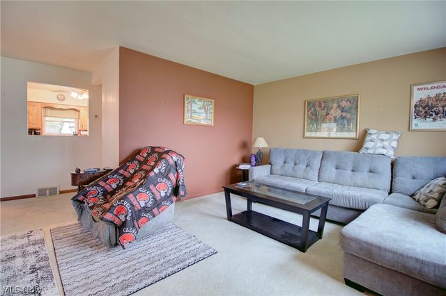 2118 Brookdale Avenue, Parma, OH 44134