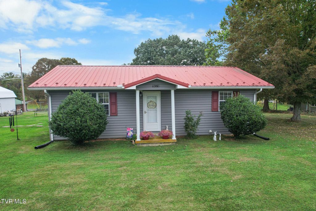 19229 Saturn Drive, Abingdon, VA 24211